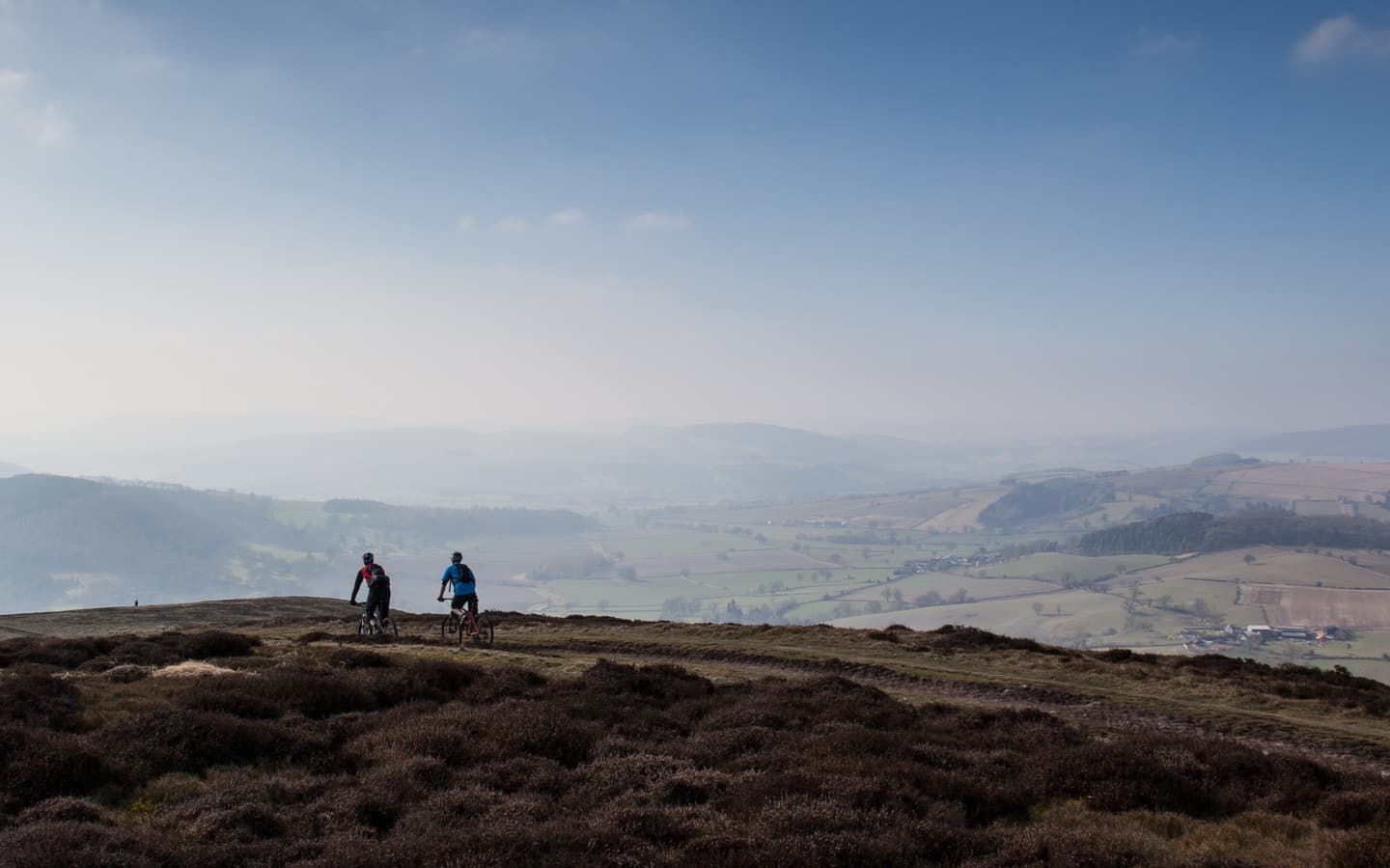 Shropshire Hills NL - Cyclists on The Portway on The Long Mynd (c) Simon Whaley