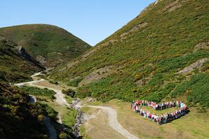 Shropshire Hills NL - Our heart in Carding Mill Valley (c) Ben Osborne
